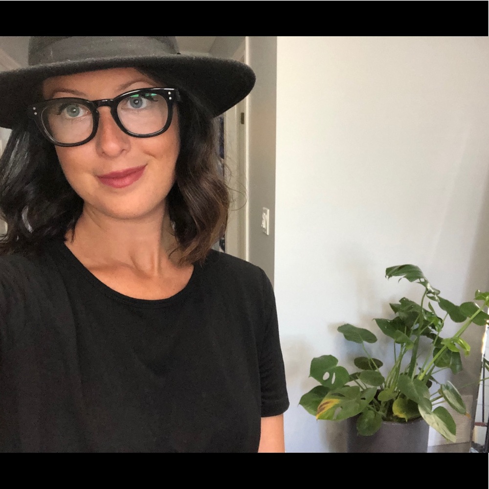Meet your Posher, Christen